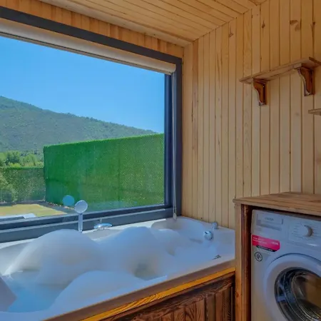Tiny Levissi 1 Hotel